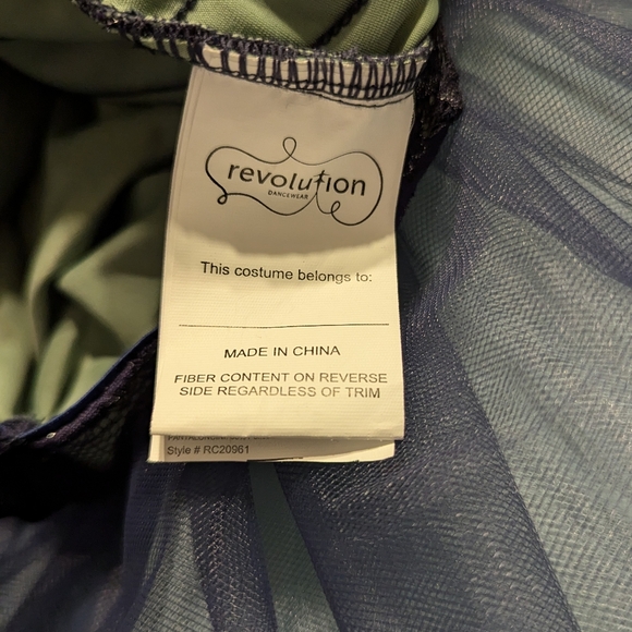 Revolution Ballet Costume - Picture 5 of 6